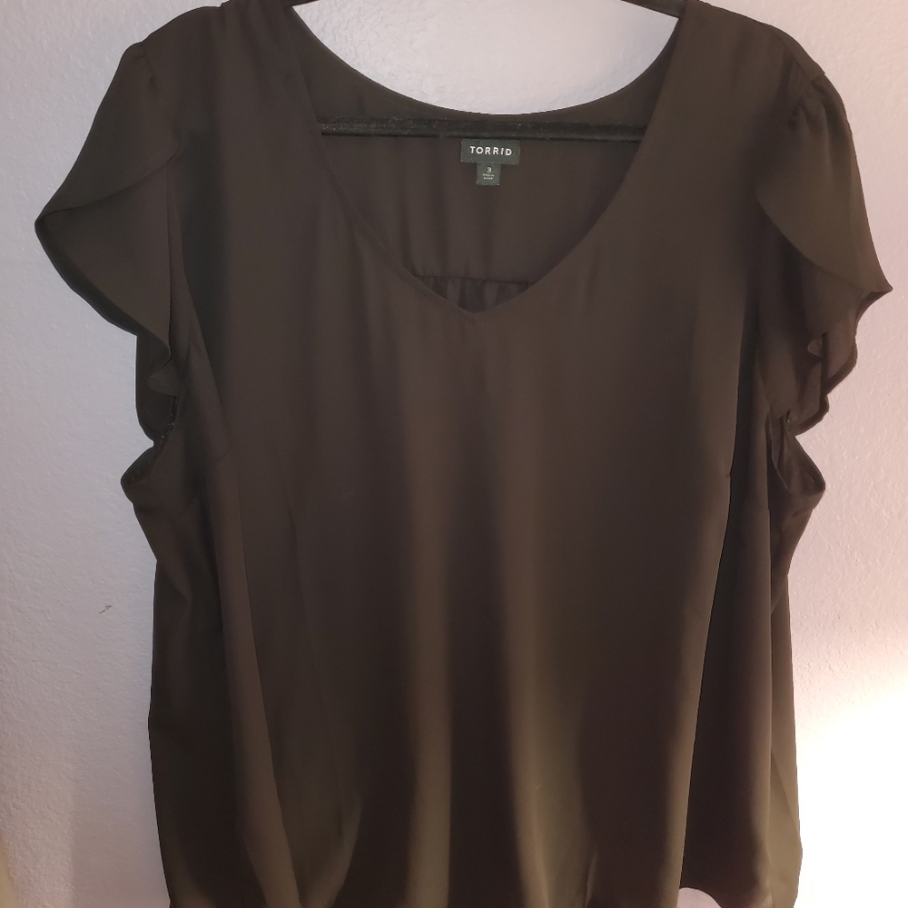 Black tulip shelve blouse